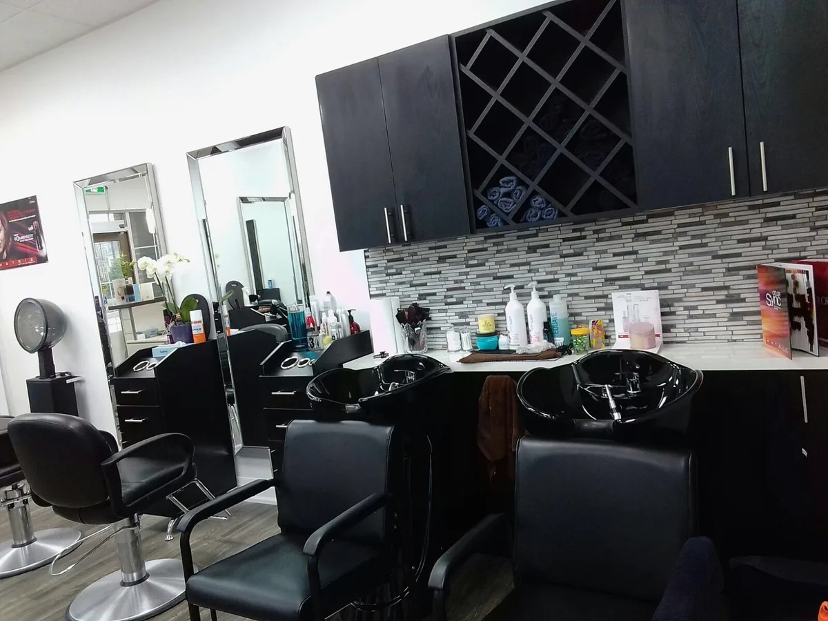 Hair wash chairs at Xtreme Beauty Lounge