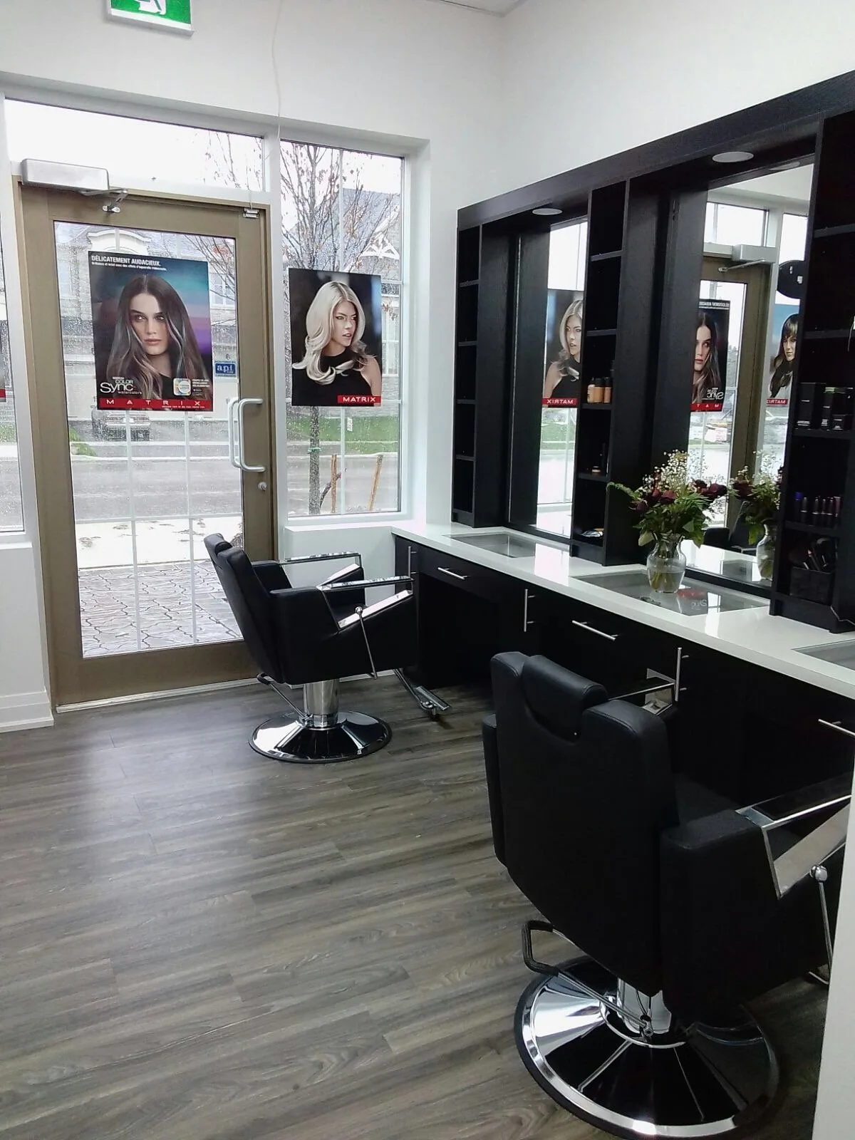 Mirrors and hair styling stations in the salon